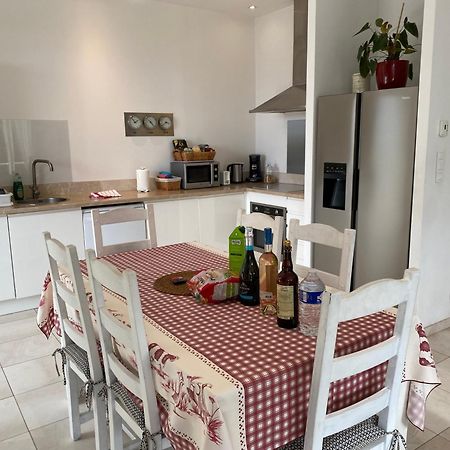 Appartements La Mangouste แซ็งต์-แมกซีม ภายนอก รูปภาพ